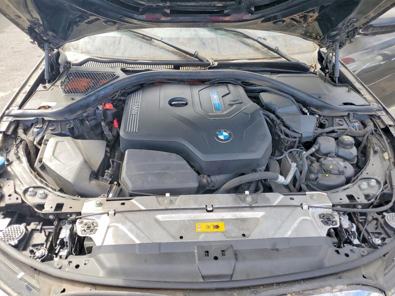 2021 BMW 330E - zdjęcie 11
