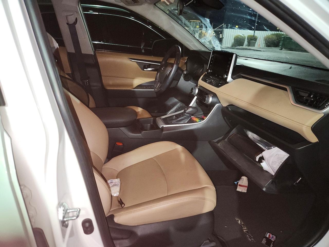 2019 Toyota Rav4 Xle Premium - zdjęcie 13