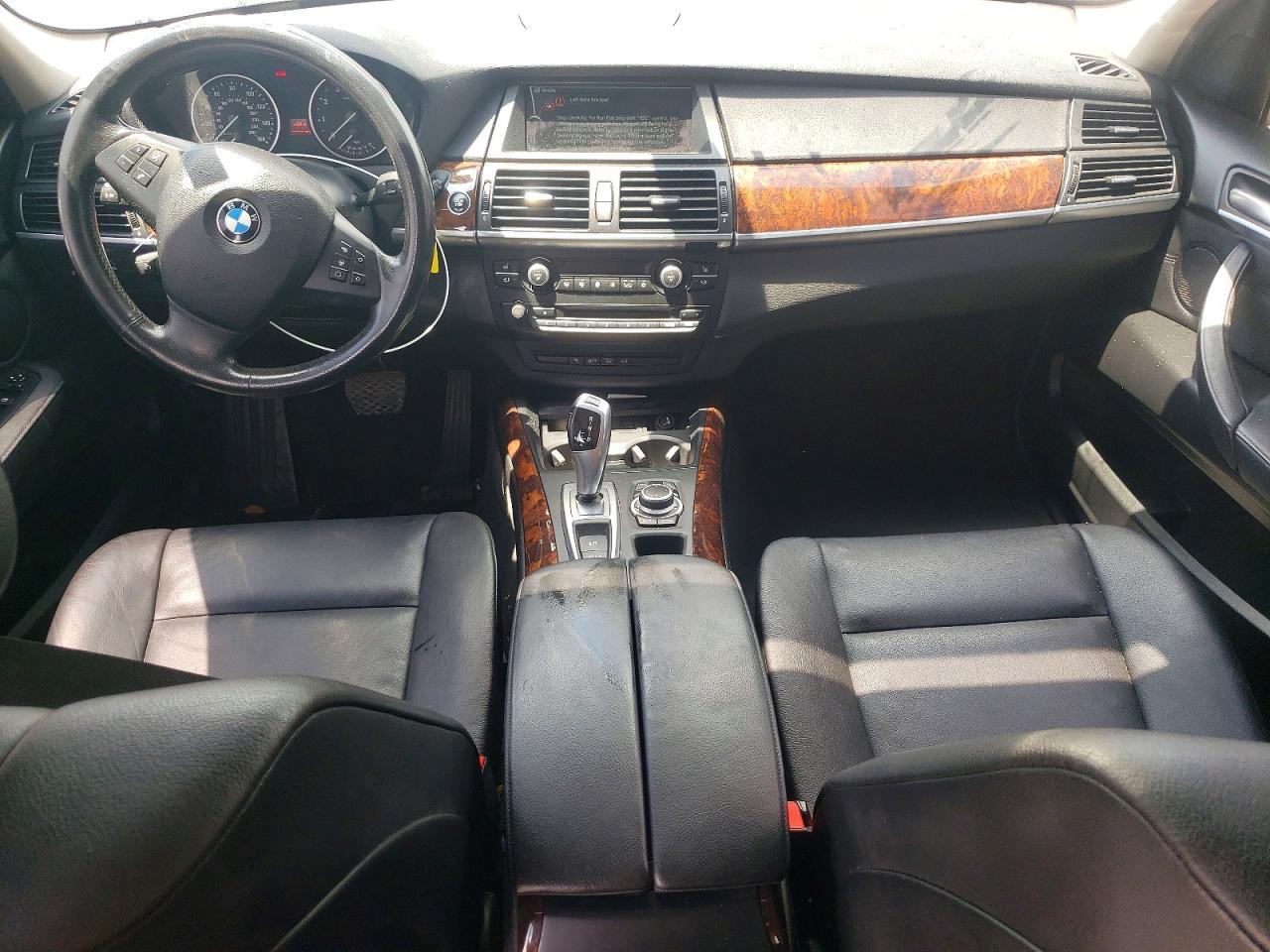 2013 BMW X5 xDrive50I - zdjęcie 8
