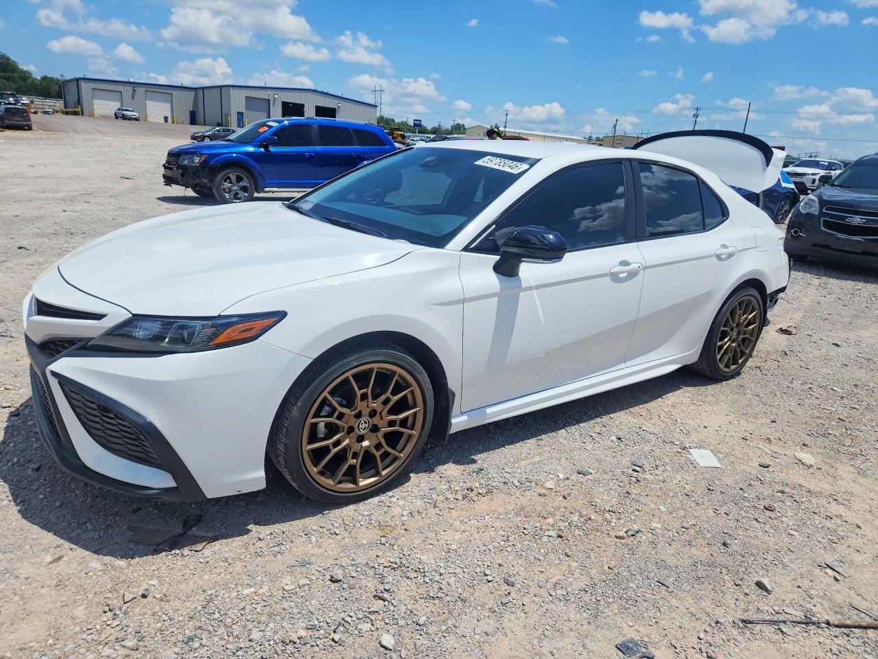 2024 Toyota Camry Se Nightshade - zdjęcie główne