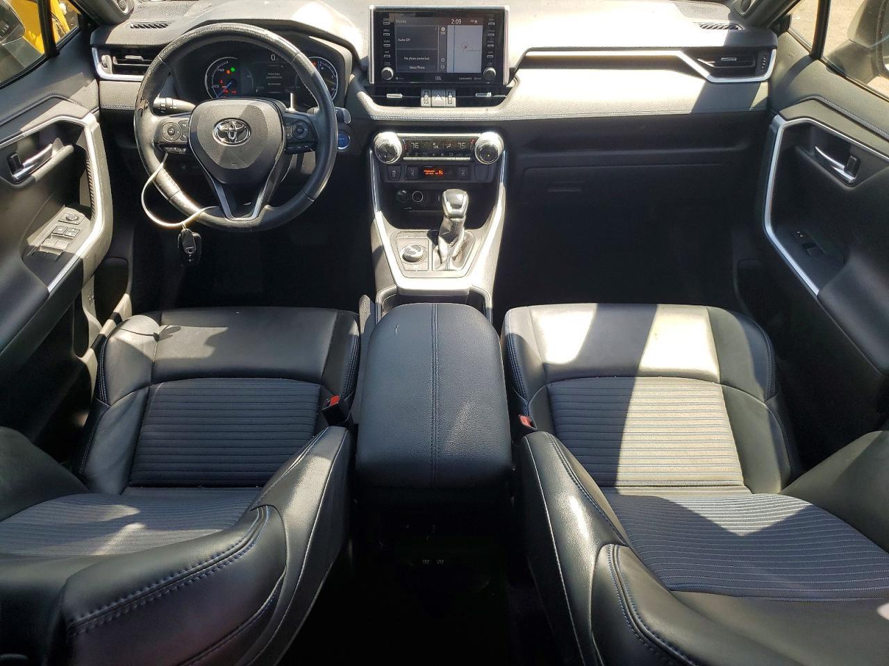 2020 Toyota Rav4 Xse - zdjęcie 8
