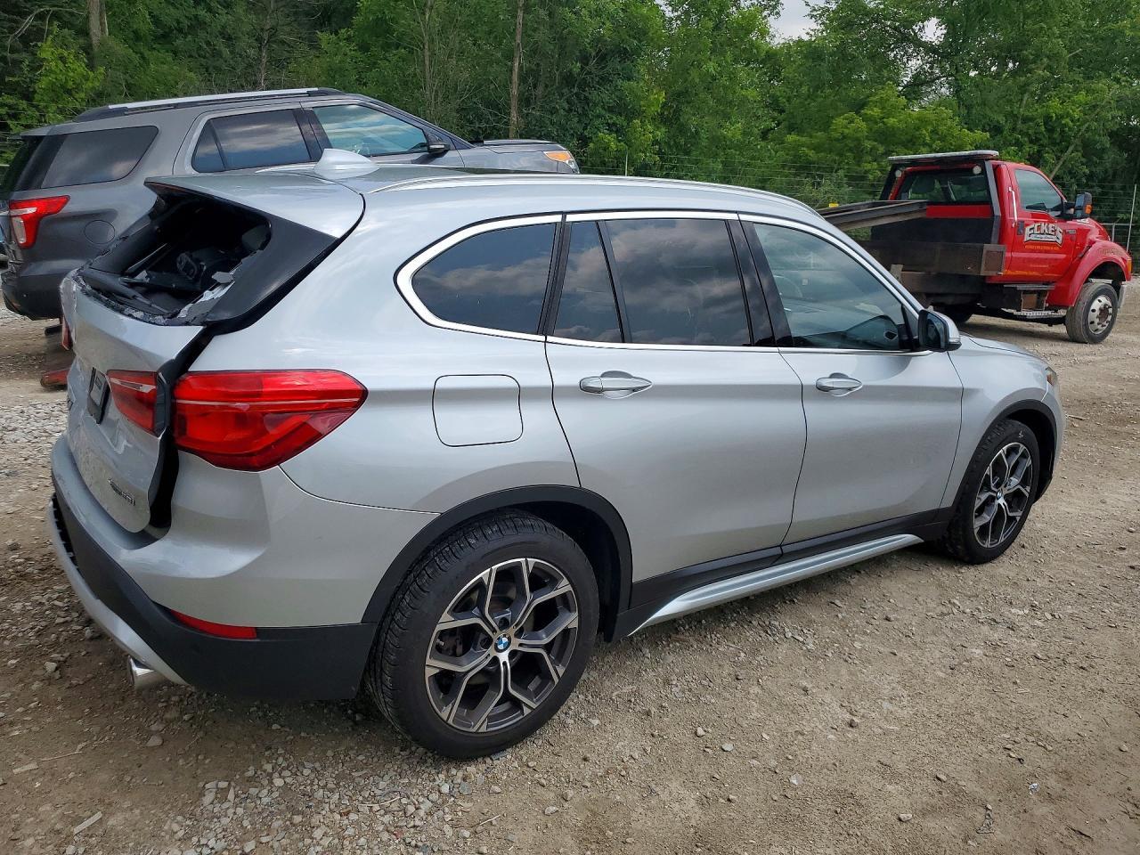 2020 BMW X1 xDrive28I - zdjęcie 3