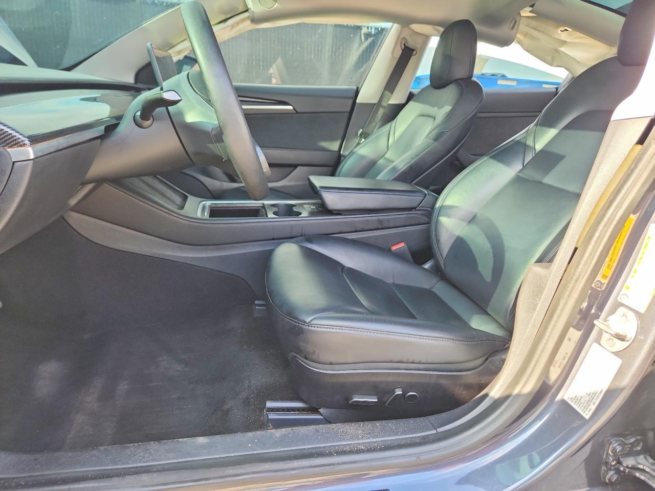 2021 Tesla Model 3 - zdjęcie 7