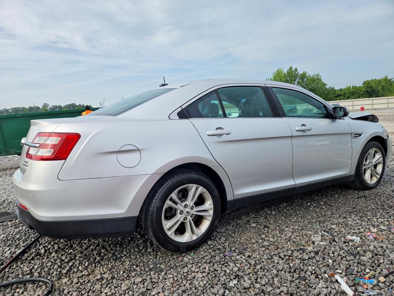 2018 Ford Taurus Sel - zdjęcie 3