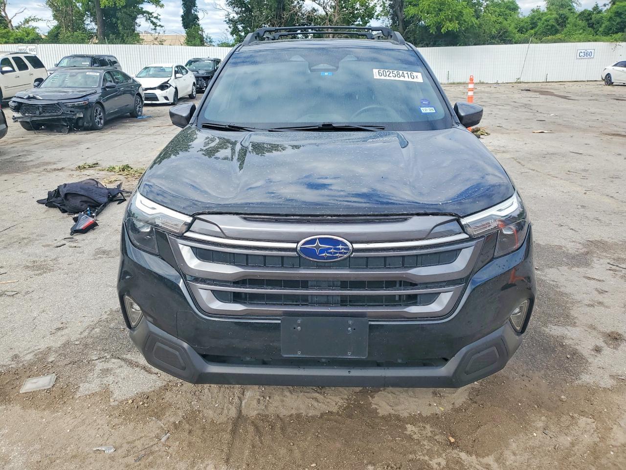 2025 Subaru Forester Premium - zdjęcie 9