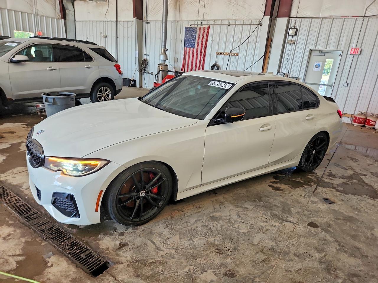 2021 BMW Seria 3 M340i - zdjęcie główne