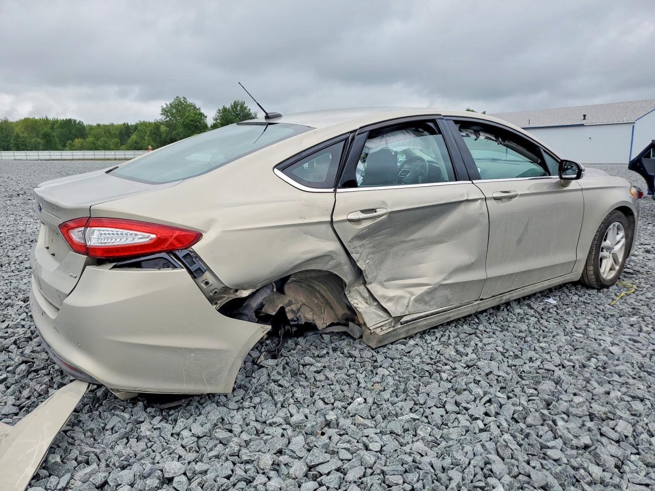 2016 Ford Fusion Se - zdjęcie 3