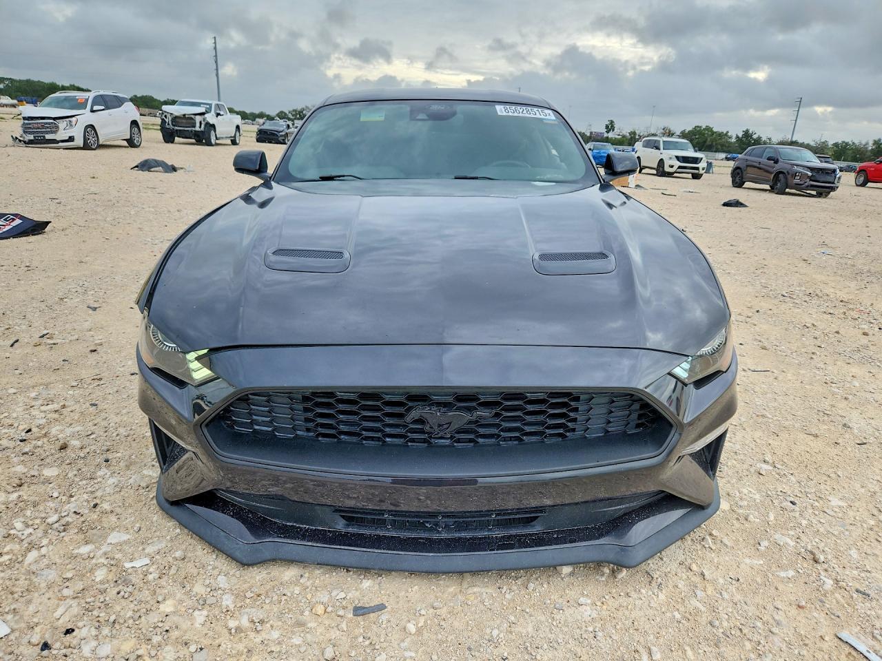 2022 Ford Mustang - zdjęcie 5