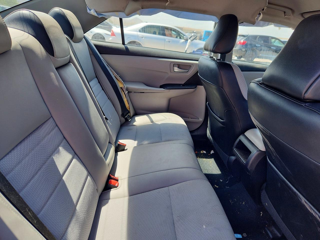 2016 Toyota Camry Se - zdjęcie 10
