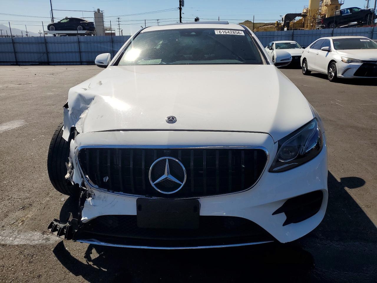 2018 Mercedes-Benz E 300 - zdjęcie 5