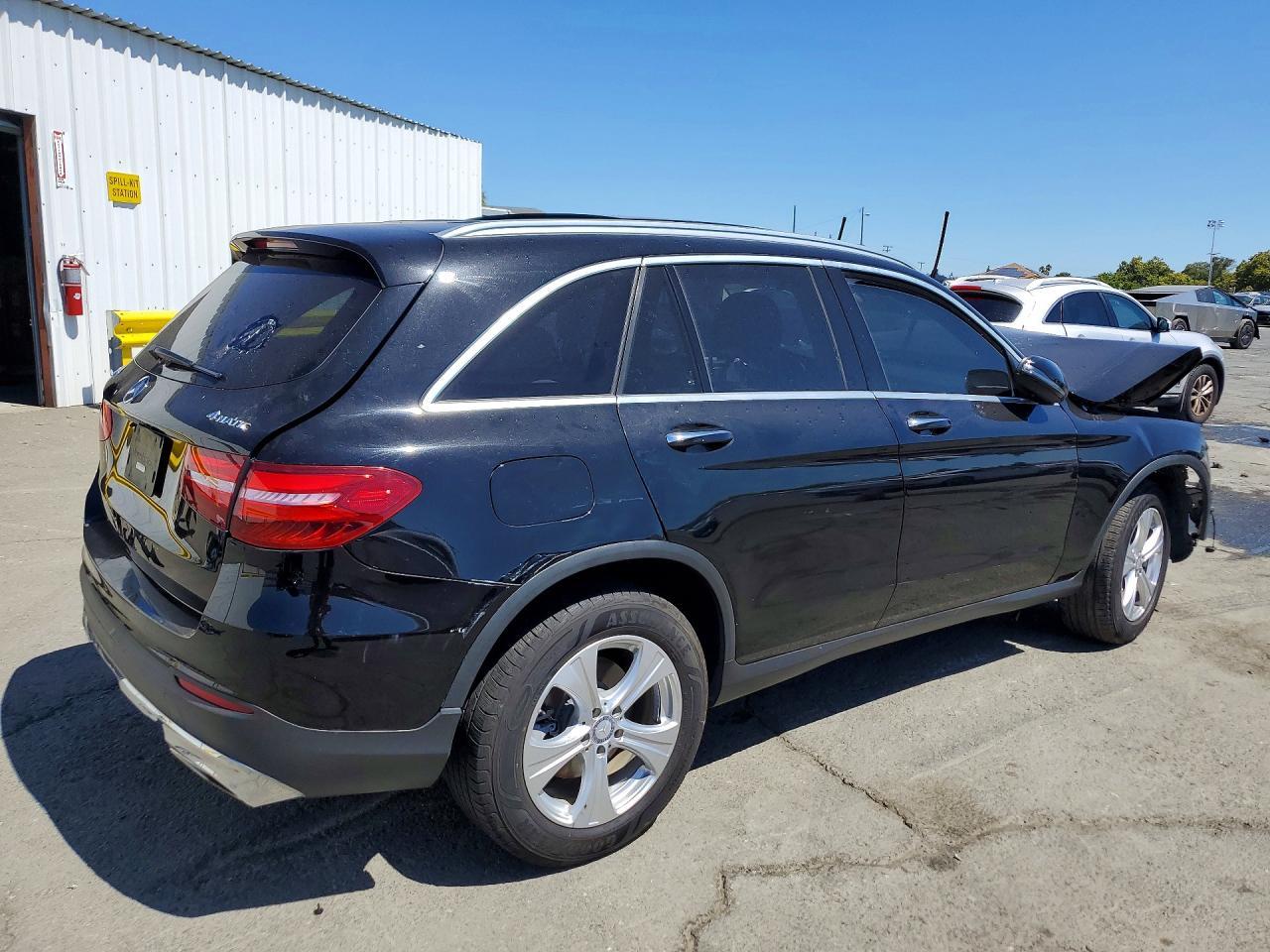 2016 Mercedes-Benz Glc 300 4Matic - zdjęcie 3