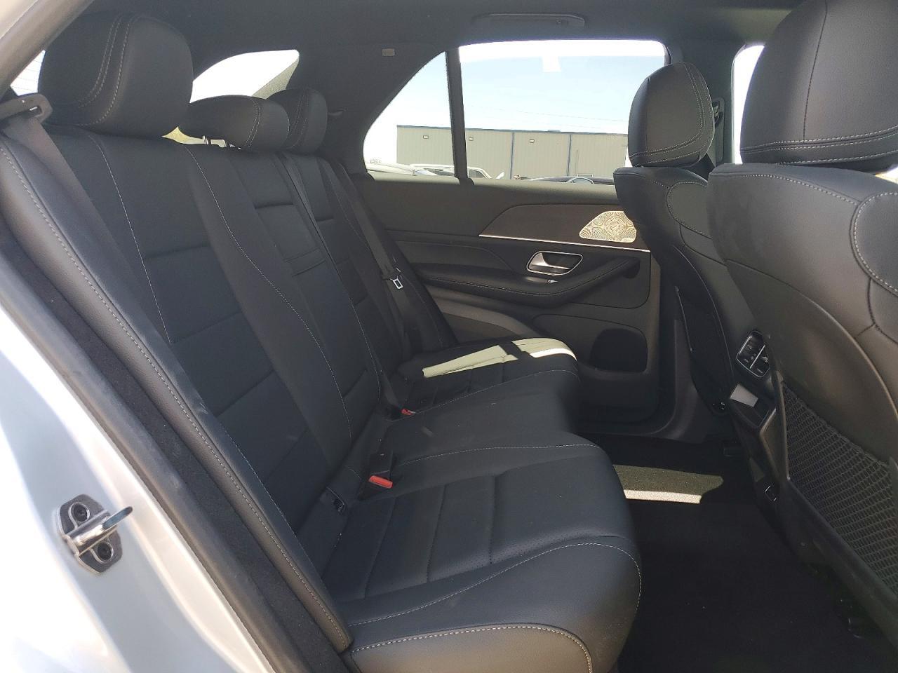 2025 Mercedes-Benz Gle 450 4Matic - zdjęcie 10