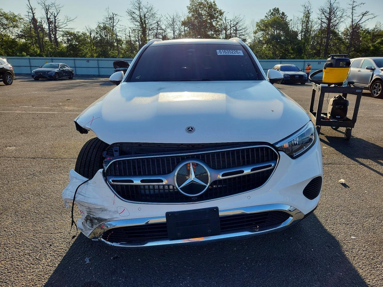 2025 Mercedes-Benz Glc 350E - zdjęcie 5