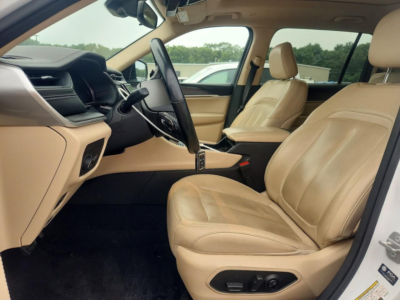 2021 Jeep Grand Cherokee L Limited - zdjęcie 7