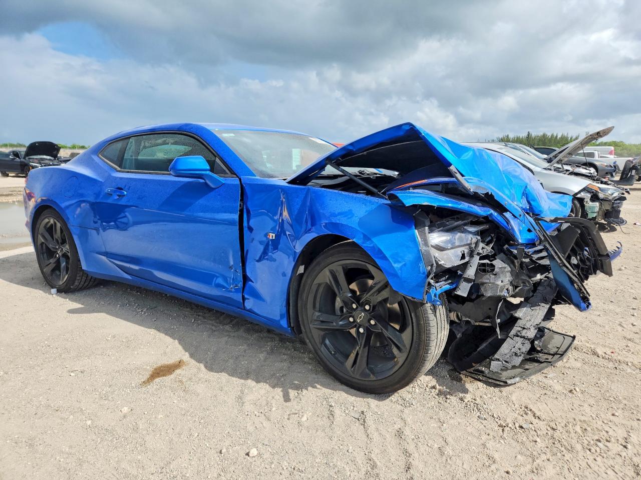 2024 Chevrolet Camaro Ls - zdjęcie 4