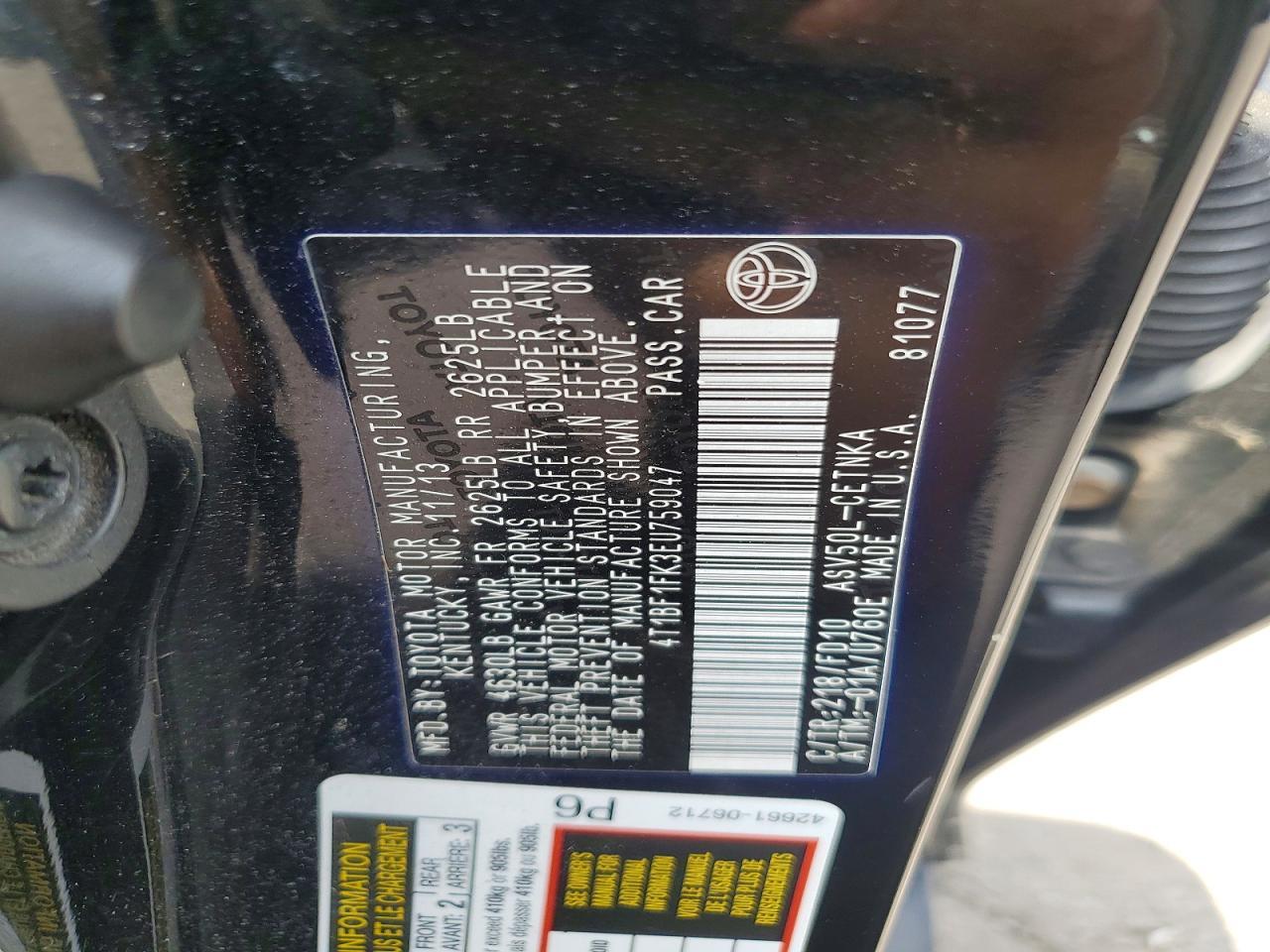 2014 Toyota Camry Le - zdjęcie 13