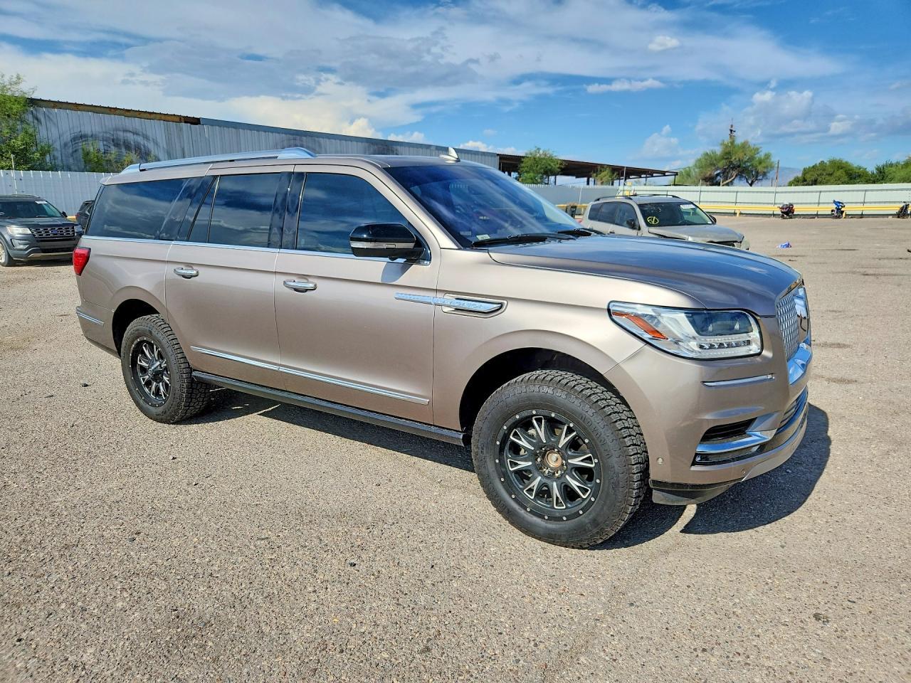 2018 Lincoln Navigator L Reserve - zdjęcie 4