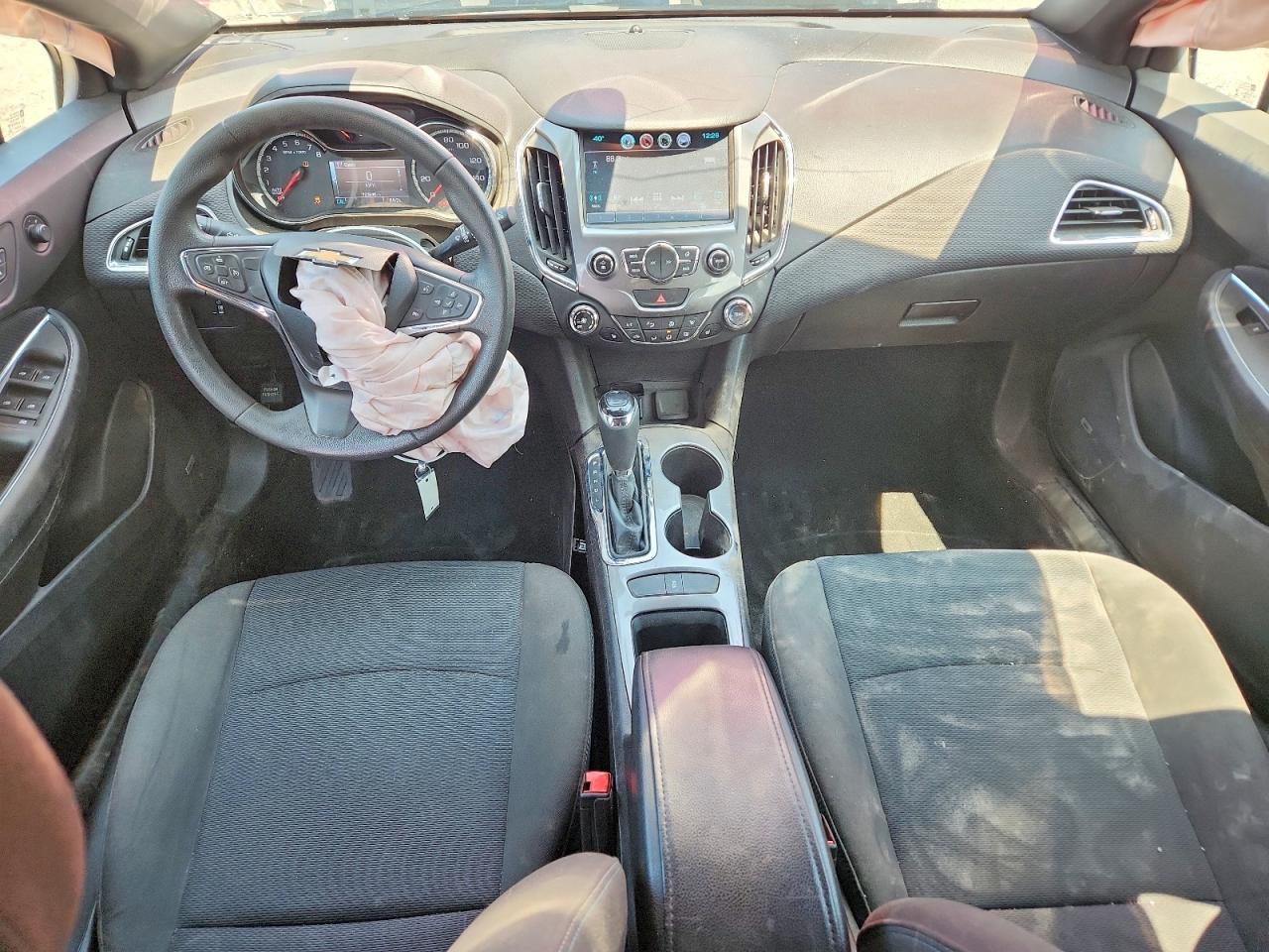 2017 Chevrolet Cruze Lt - zdjęcie 8