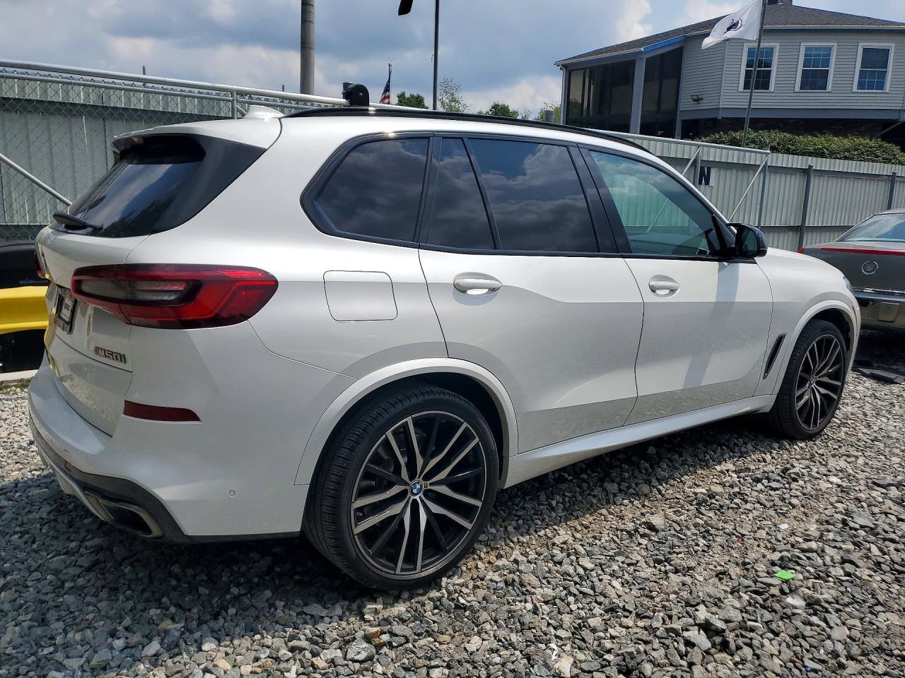2020 BMW X5 M50I - zdjęcie 3