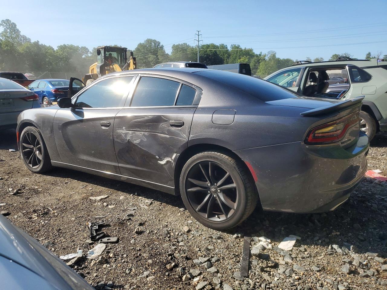 2017 Dodge Charger Se - zdjęcie 2