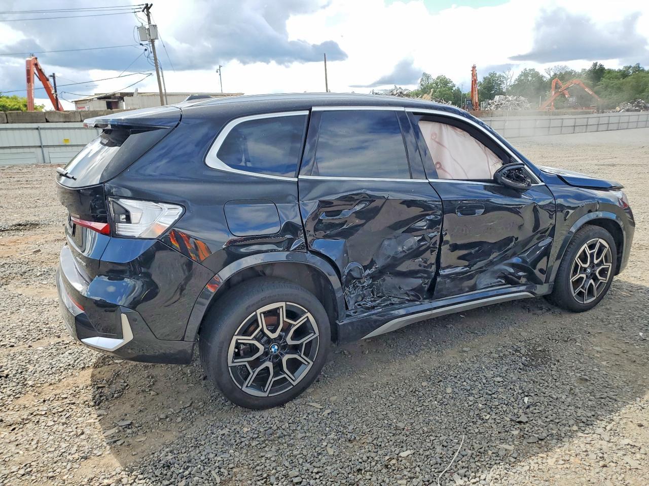2026 BMW X1 xDrive28I - zdjęcie 3