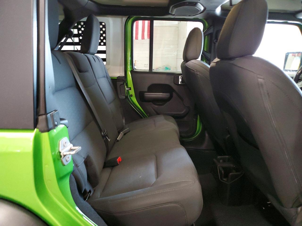 2019 Jeep Wrangler Unlimited Sport - zdjęcie 11