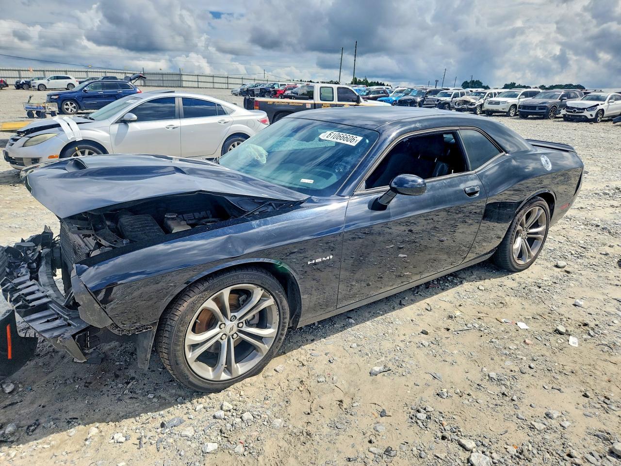 2020 Dodge Challenger R/T - zdjęcie główne