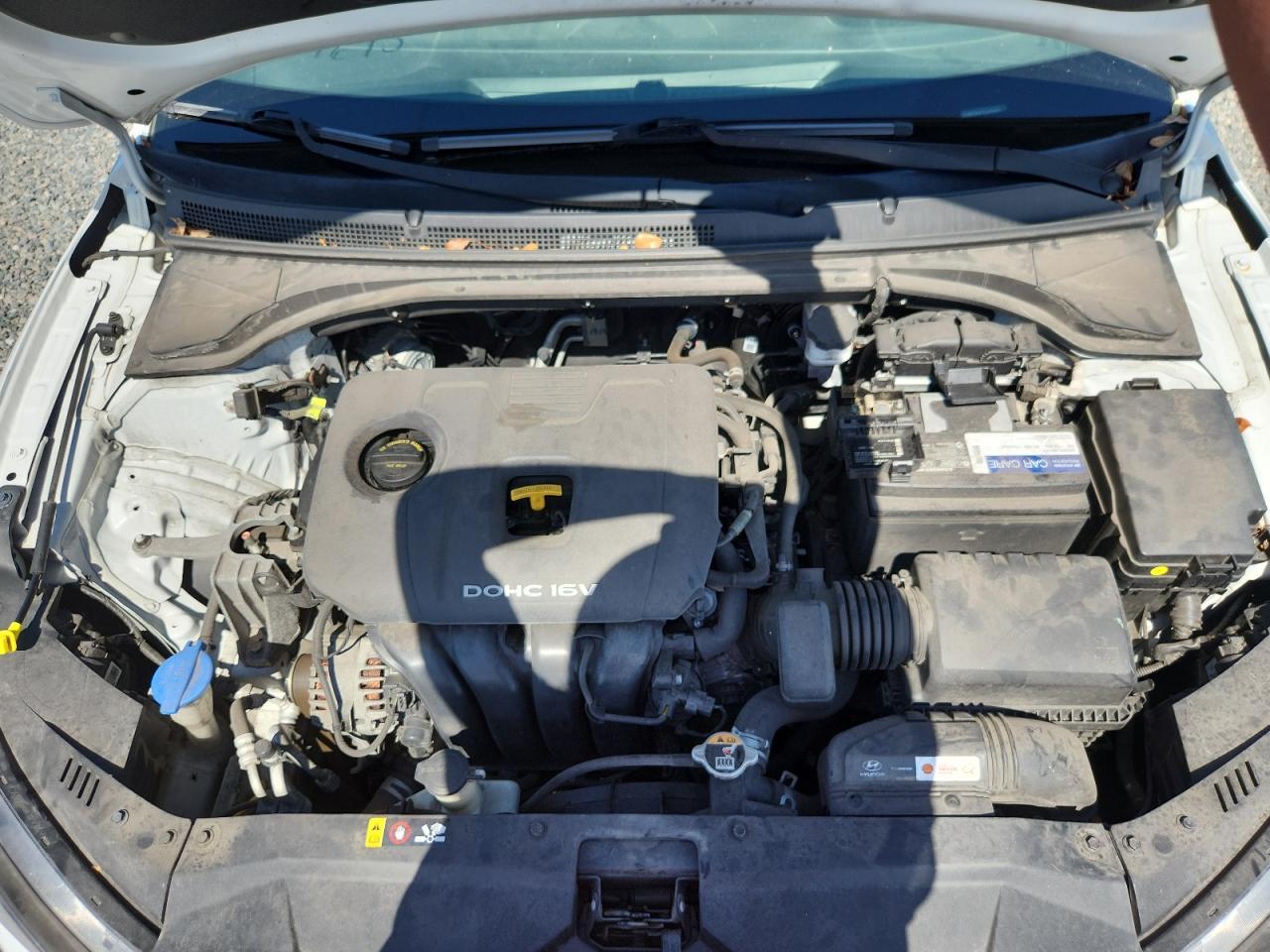 2020 Hyundai Veloster 2.0L - zdjęcie 11