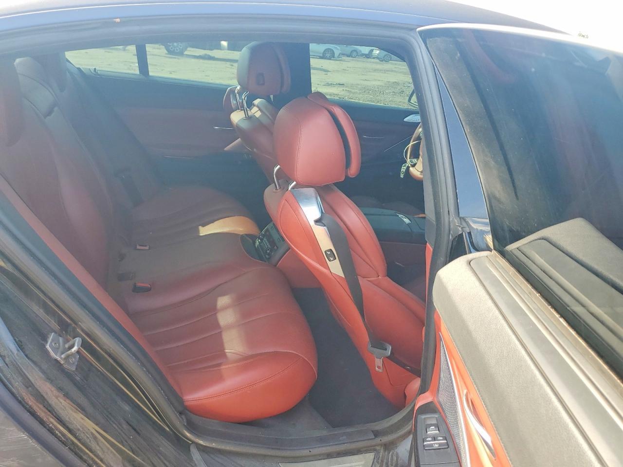 2015 BMW Seria 6 Alpina B6 - zdjęcie 10