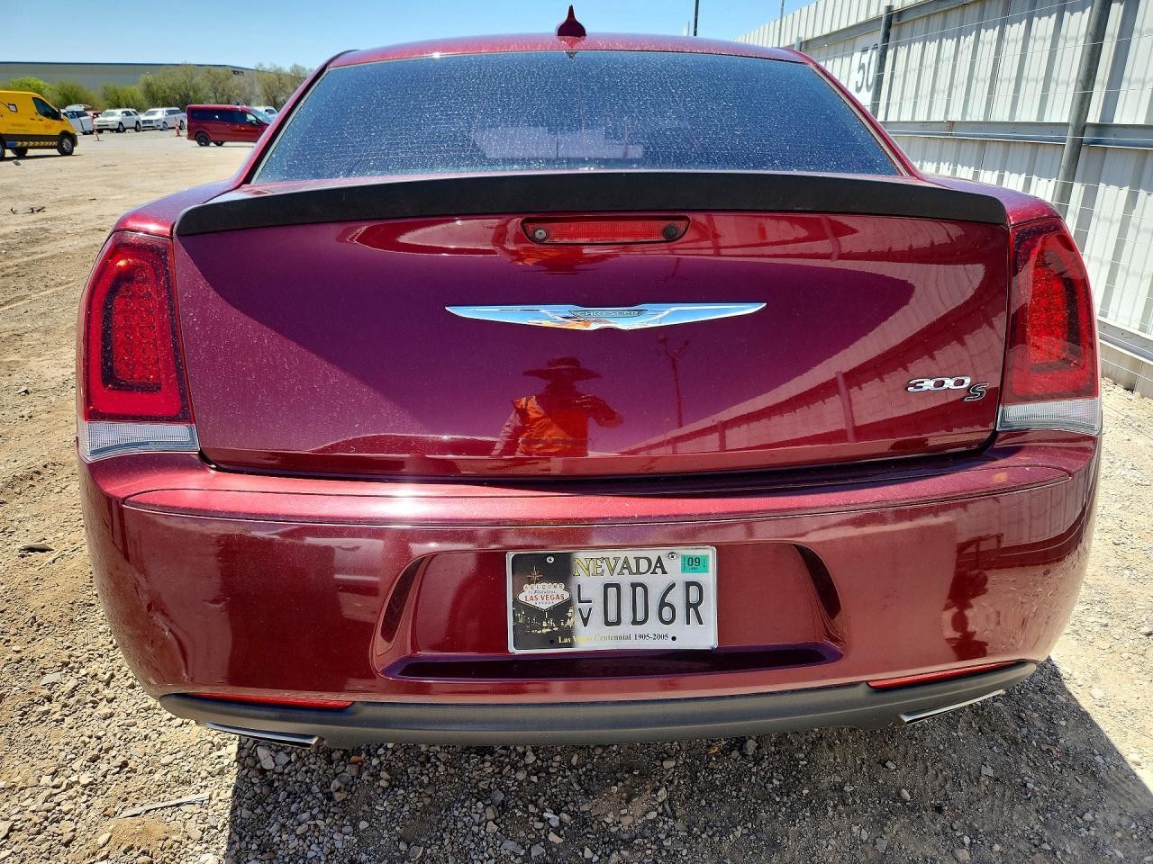 2019 Chrysler 300 S - zdjęcie 6