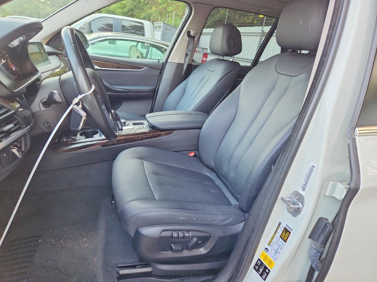2016 BMW X5 xDrive35I - zdjęcie 7
