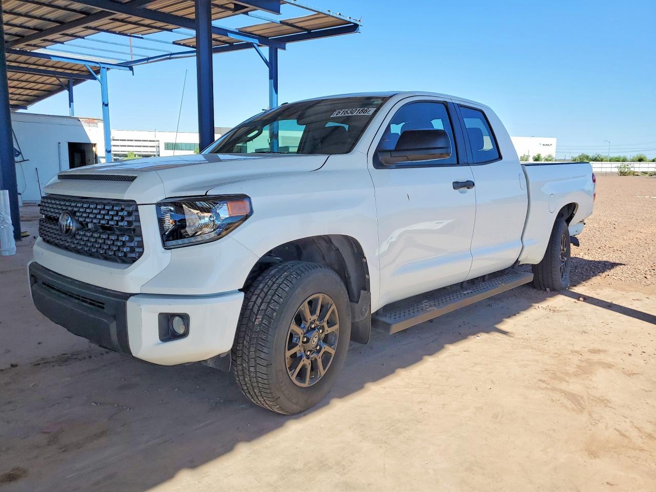 2019 Toyota Tundra Sr5 - zdjęcie główne