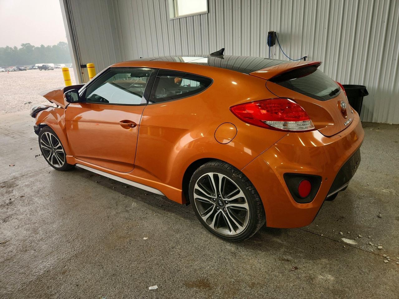 2016 Hyundai Veloster Turbo - zdjęcie 2