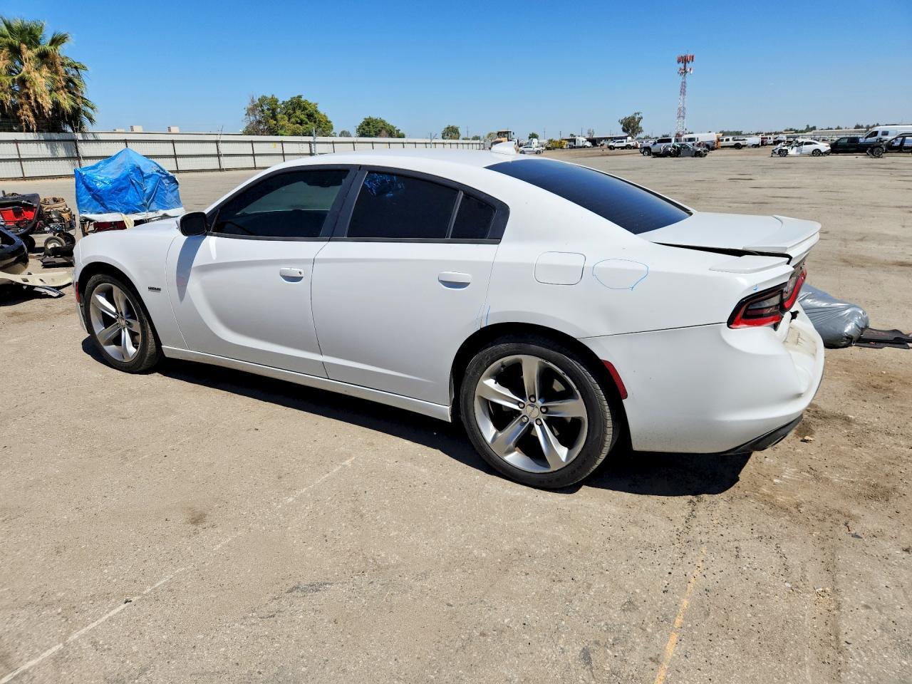 2015 Dodge Charger R/T - zdjęcie 2