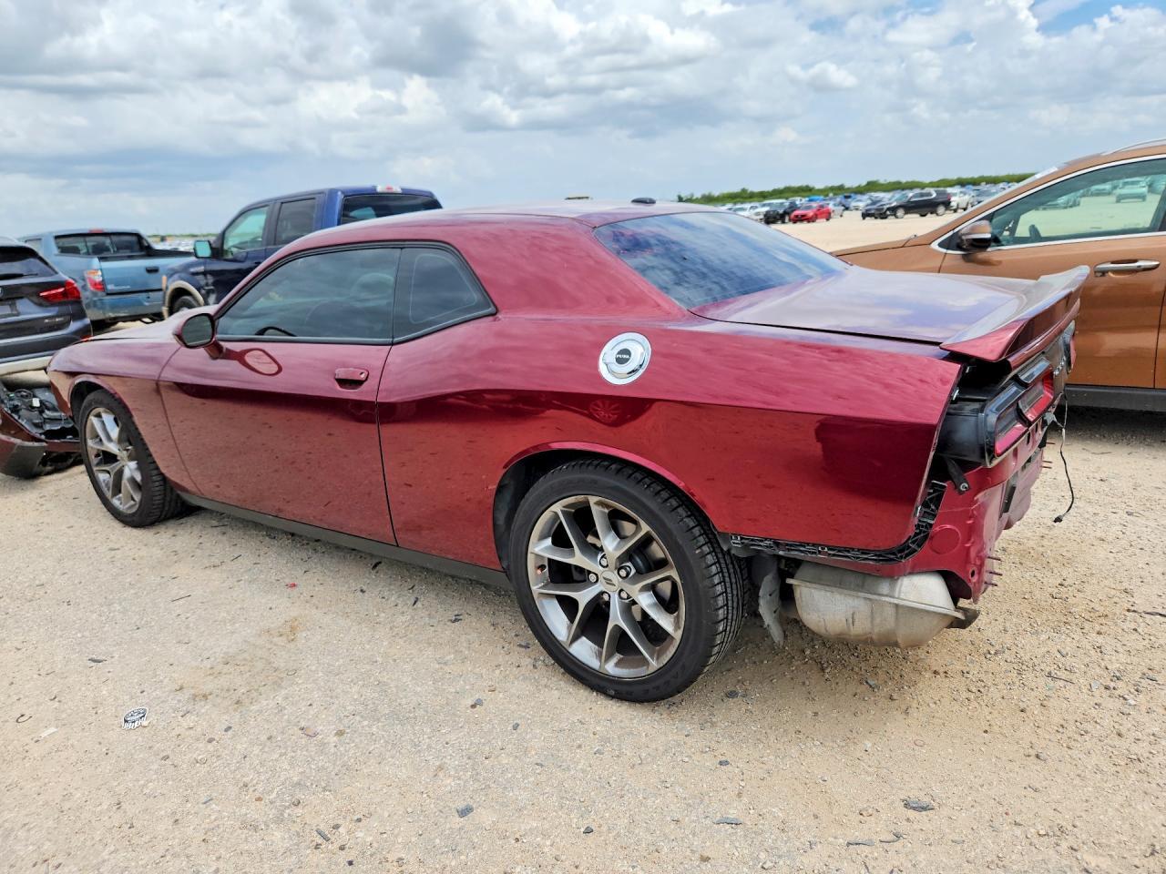 2021 Dodge Challenger Gt - zdjęcie 2
