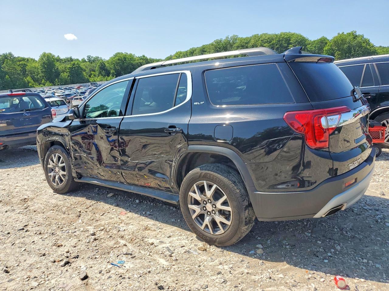 2021 GMC Acadia - zdjęcie 2