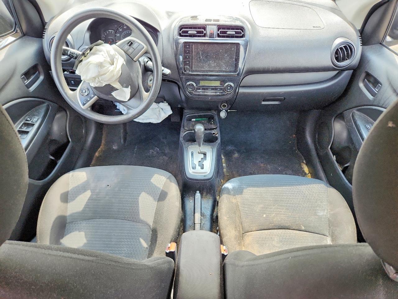 2022 Mitsubishi Mirage - zdjęcie 8