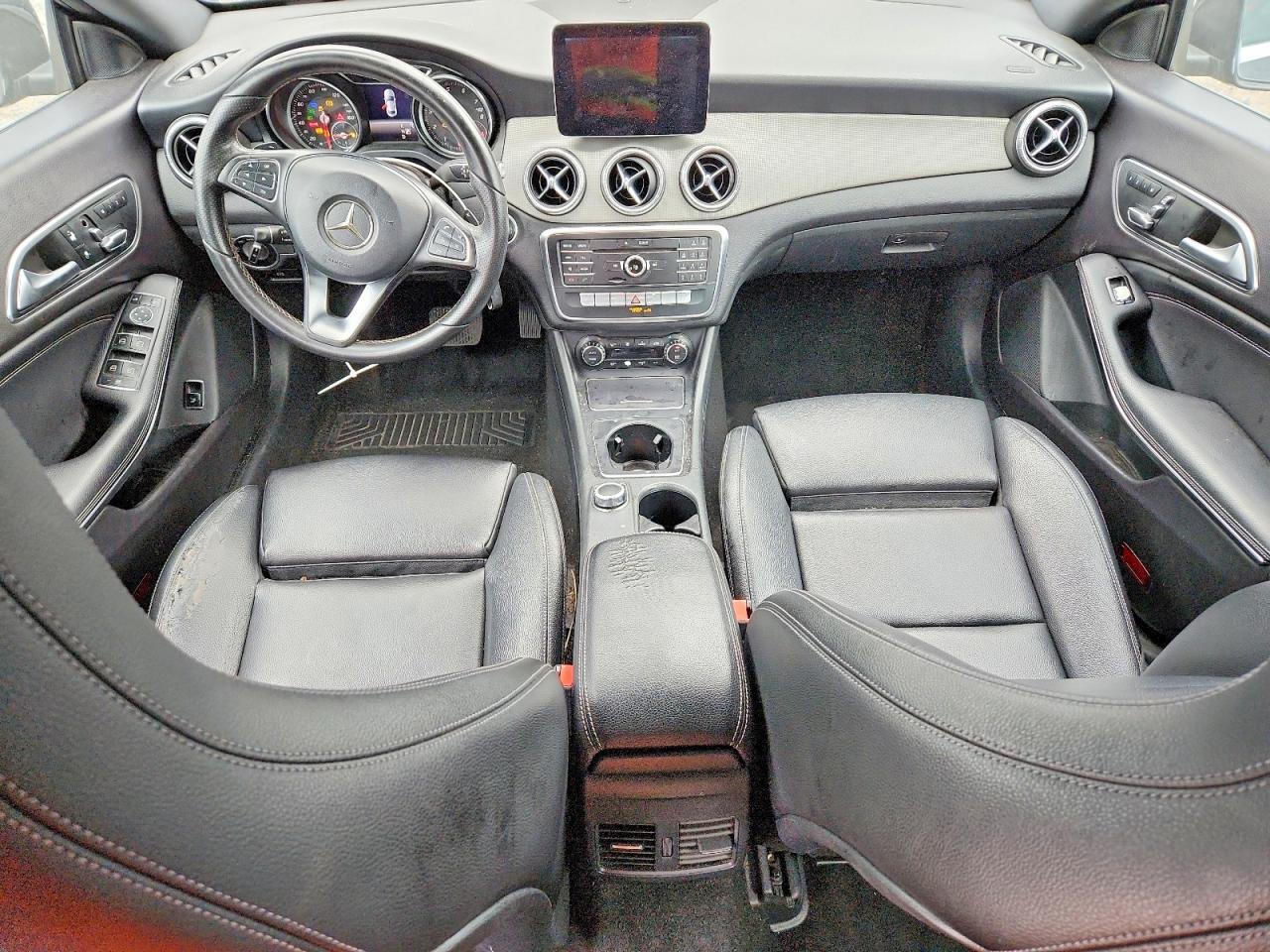 2018 Mercedes-Benz Cla 250 - zdjęcie 8