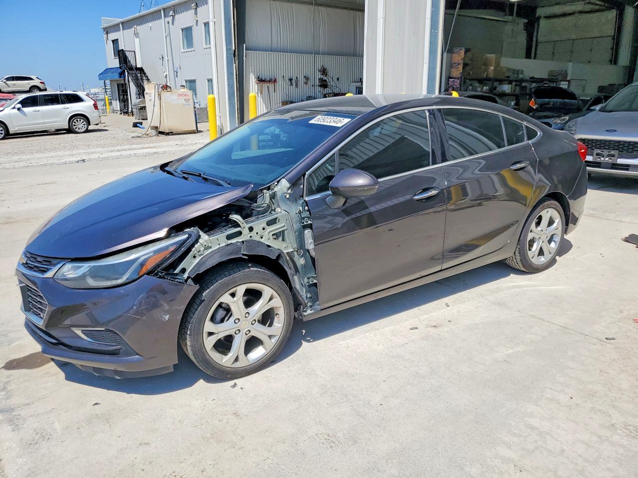 2017 Chevrolet Cruze Premier - zdjęcie główne