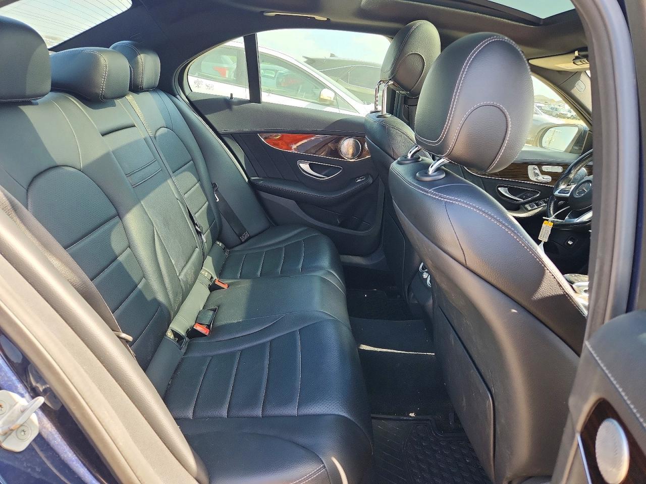 2015 Mercedes-Benz C 400 4Matic - zdjęcie 10