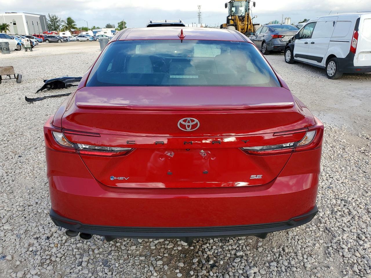 2026 Toyota Camry Se - zdjęcie 6