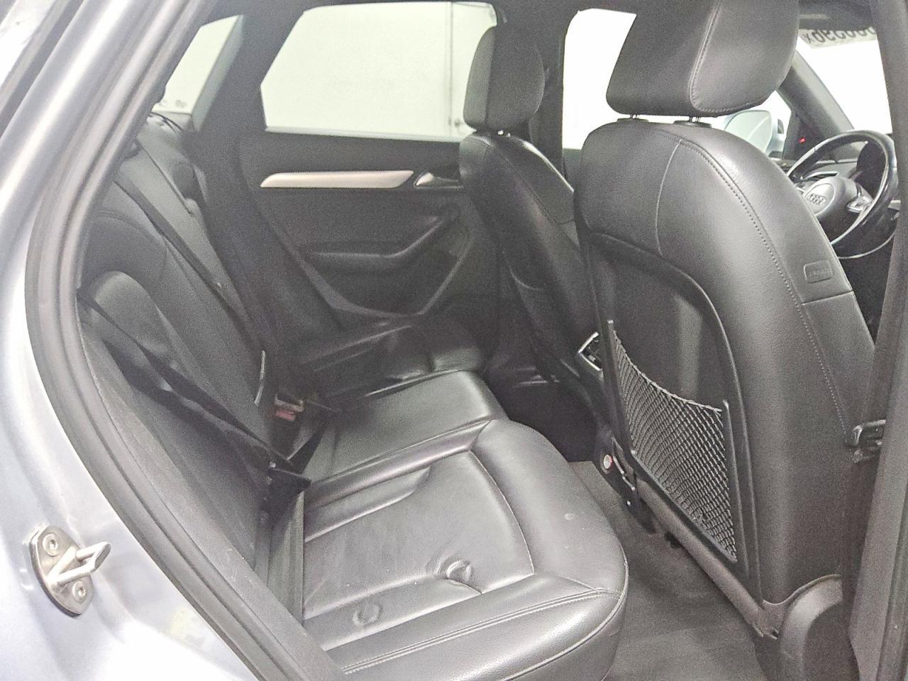 2016 Audi Q3 Premium Plus - zdjęcie 11