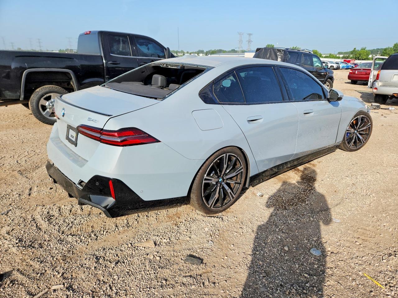 2024 BMW Seria 5 540i - zdjęcie 3