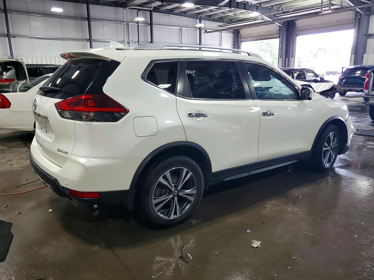 2019 Nissan Rogue Sv - zdjęcie 3
