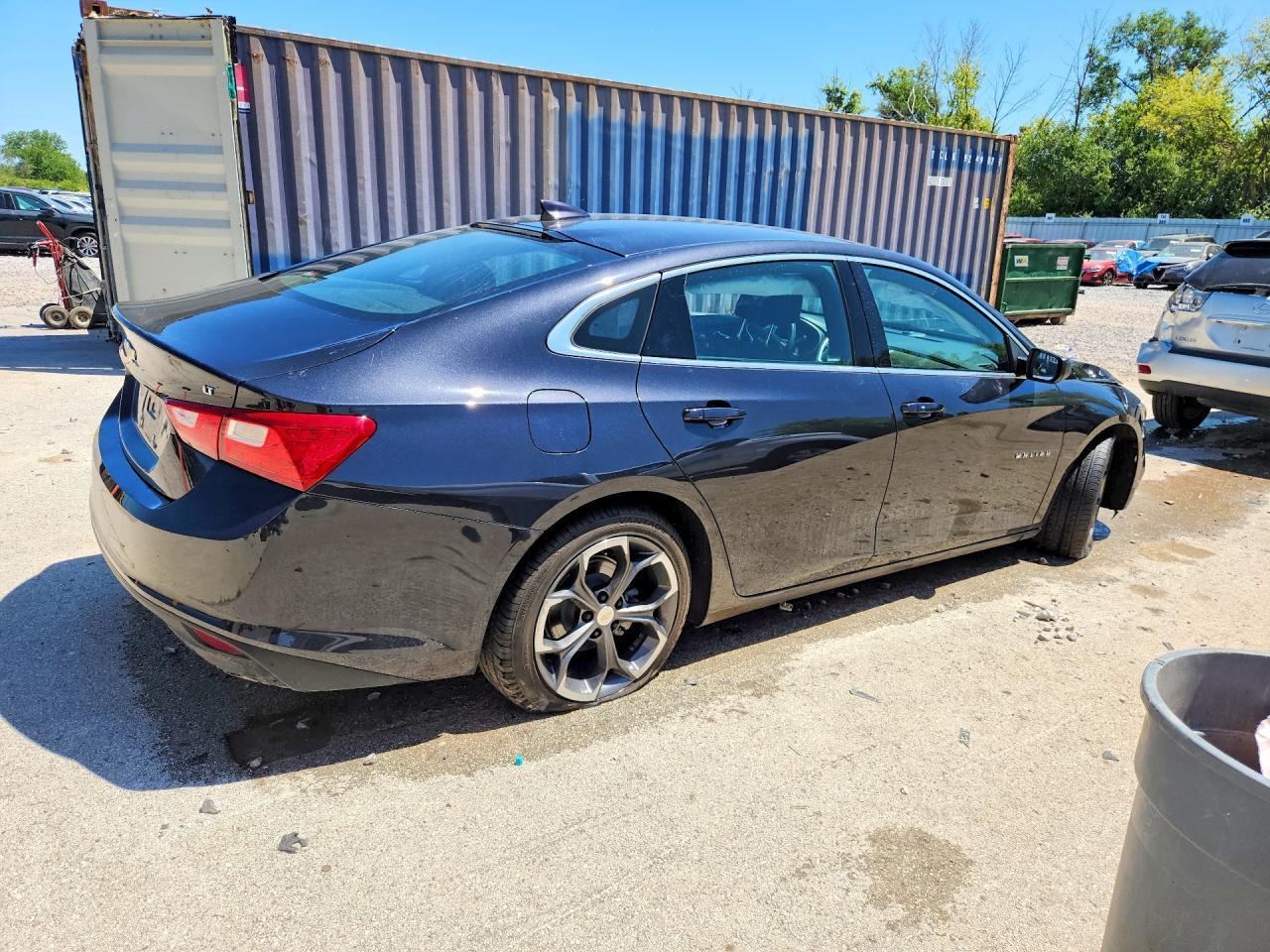 2023 Chevrolet Malibu Lt - zdjęcie 3