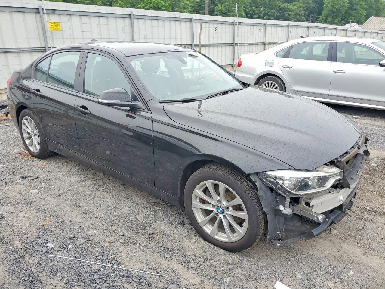 2018 BMW 320 I - zdjęcie 4
