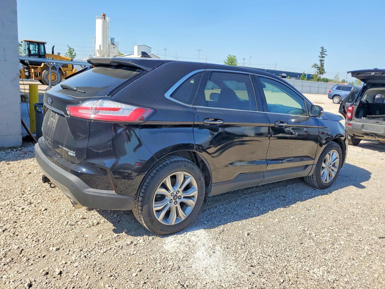 2019 Ford Edge Titanium - zdjęcie 3