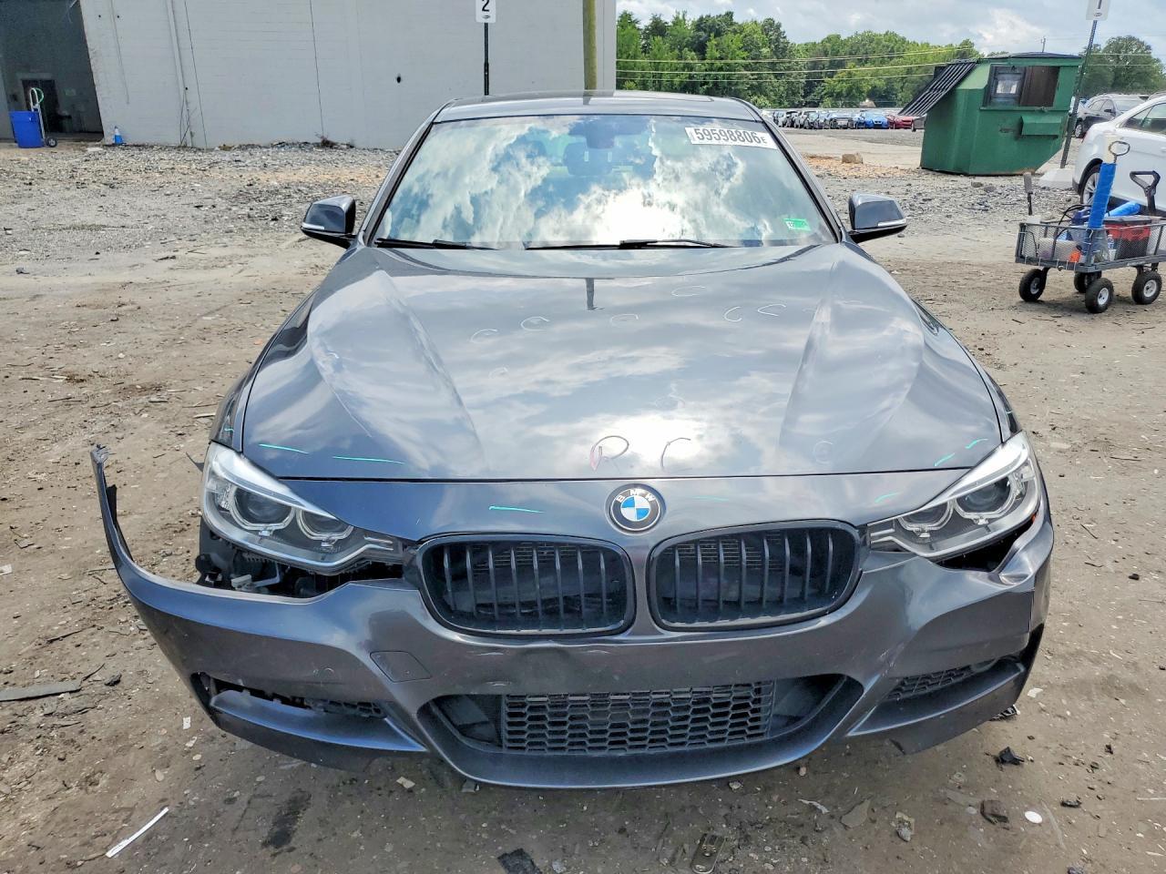 2015 BMW Seria 3 335i - zdjęcie 5