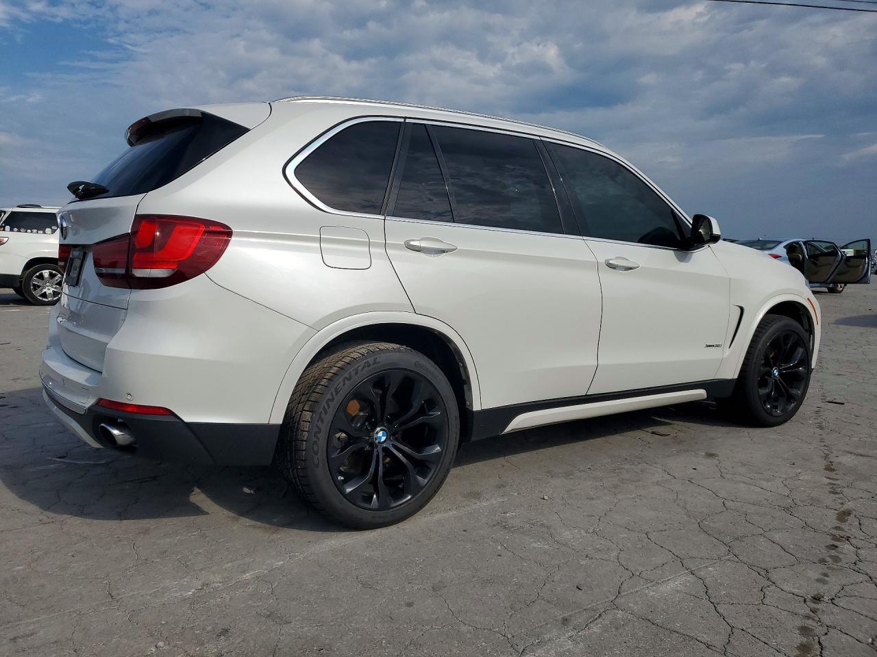 2016 BMW X5 xDrive35I - zdjęcie 3
