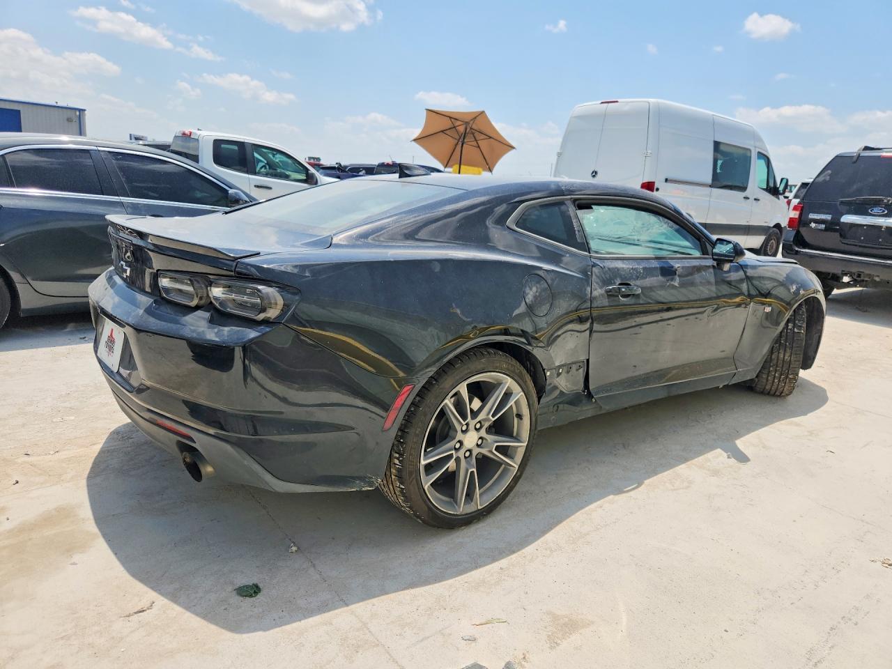 2019 Chevrolet Camaro Ls - zdjęcie 3